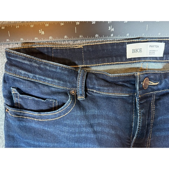 BKE‎ Buckle Payton Bootcut Jeans Womens 30x31 Blue Denim Cotton Stretch Mid Rise - Picture 5 of 7